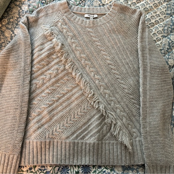 MADEWELL merino wool sweater, light gray sz small. Crisscross fringe cable knit - Picture 4 of 8